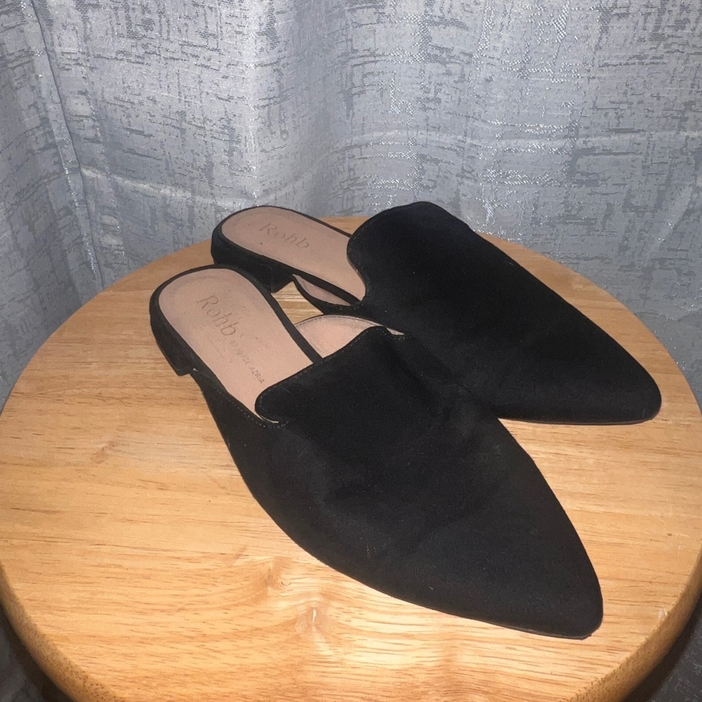 Rohb sued slip ons, size 7, black